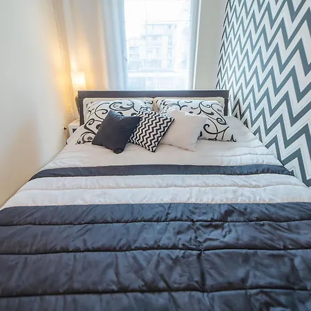 Daire Color Apartament Black & White *