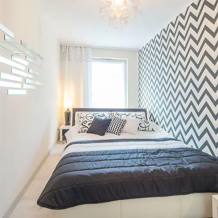Color Apartament Black & White Apartment